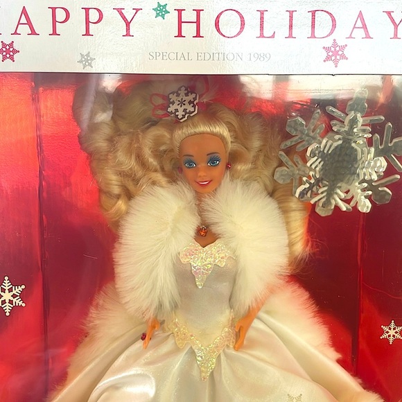 1989 Holiday Barbie Special Edition 2nd In Series NIB - Picture 2 of 10